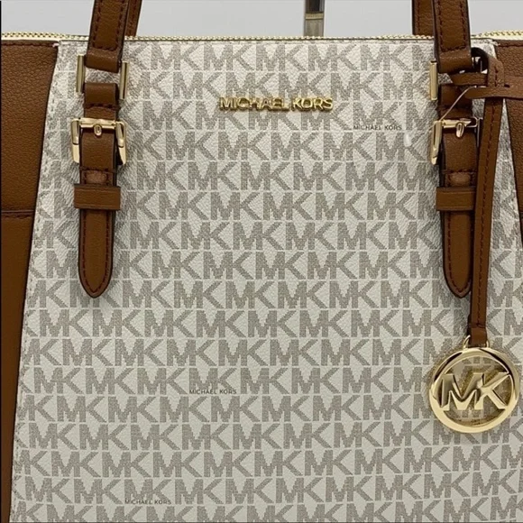 MICHAEL KORS CHARLOTTE LARGE TOP ZIP TOTE VANILLA - Picture 12 of 15